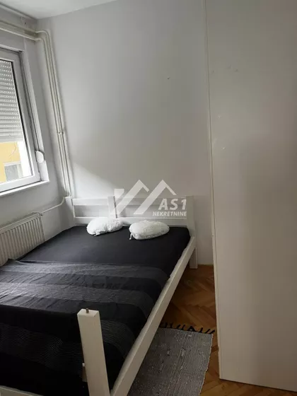 Železnička | 4zida.rs