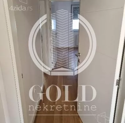 Četvoroiposoban stan | 4zida