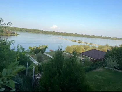 Oduševačka | 4zida.rs