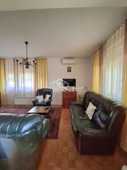 Kneza Višeslava | 4zida.rs