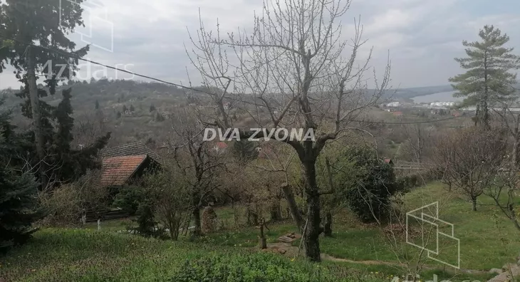 Plac | 4zida