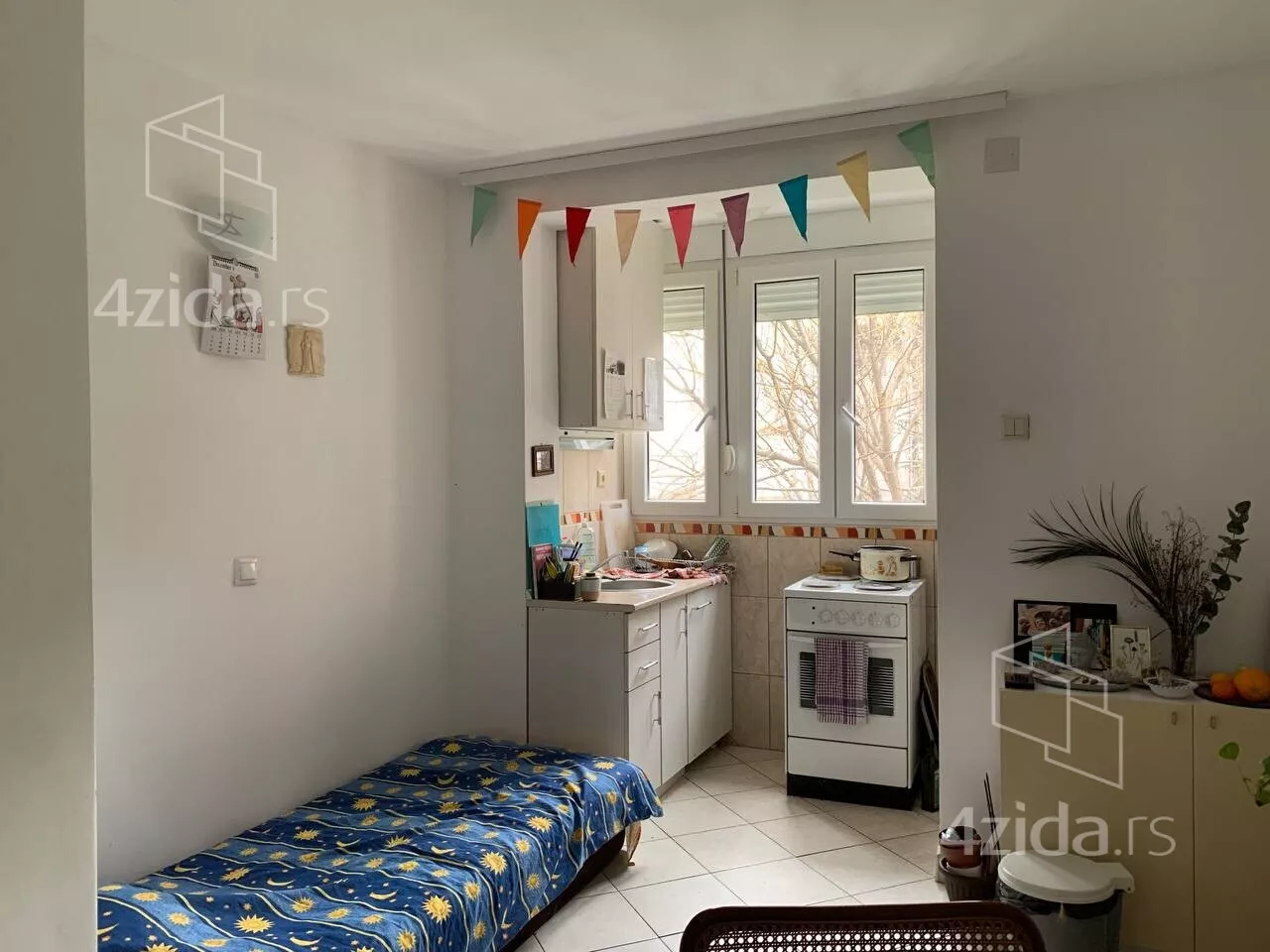 Jednoiposoban stan | 4zida