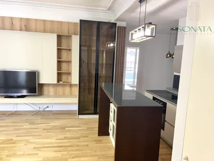 Krunski Venac | 4zida.rs