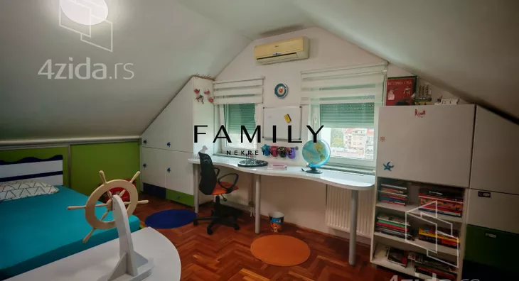 Petosoban stan | 4zida