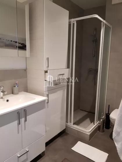 Omladinskih brigada | 4zida.rs