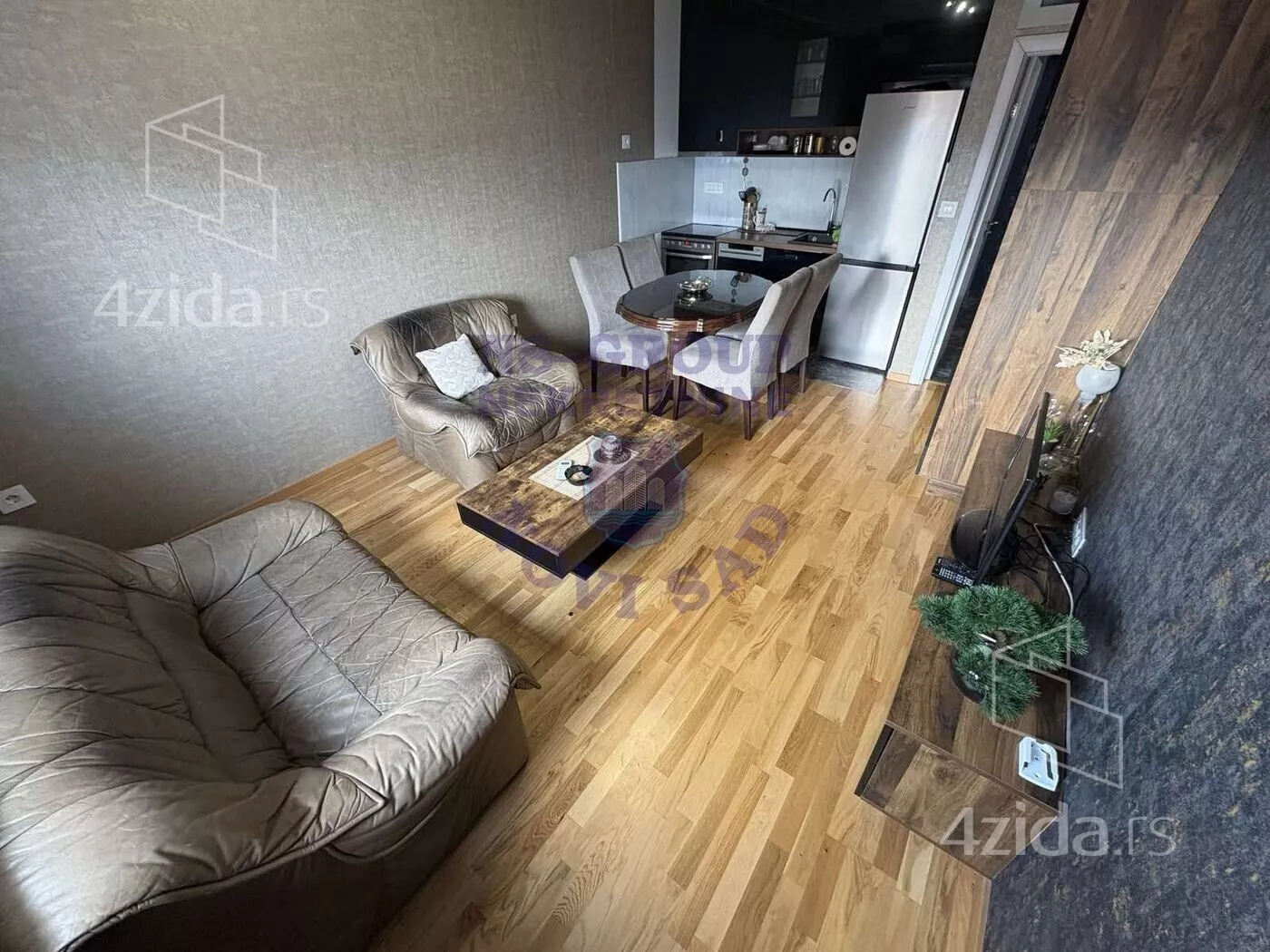 Troiposoban stan | 4zida