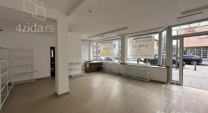 Poslovni prostor | 4zida