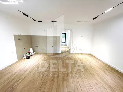 Lamartinova | 4zida.rs