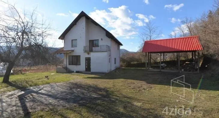 Kuća | 4zida