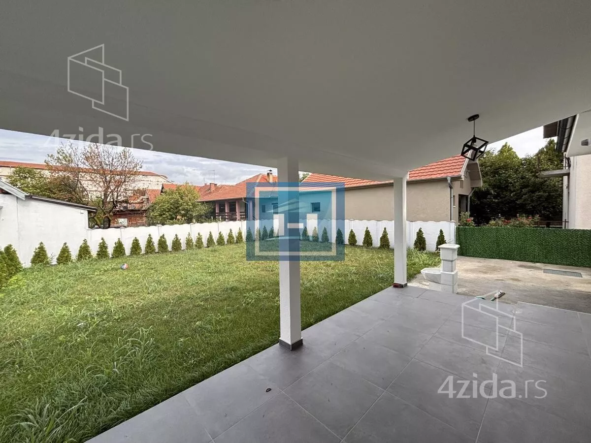 Kuća | 4zida