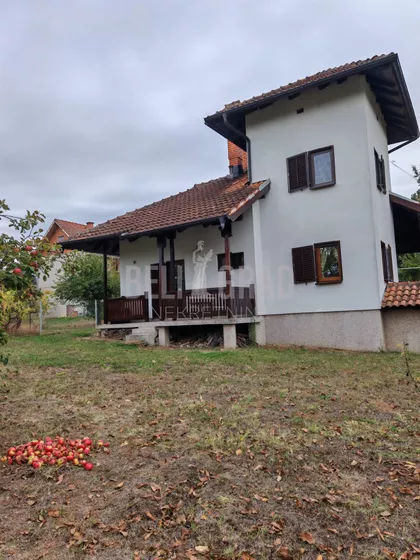 Šumadijska | 4zida.rs