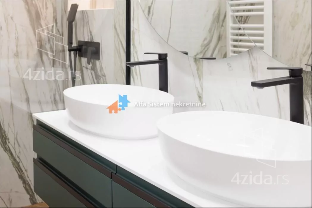 Petosoban stan | 4zida