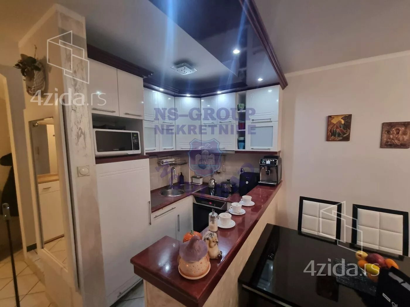 Troiposoban stan | 4zida