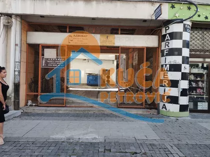 Trg revolucije | 4zida.rs