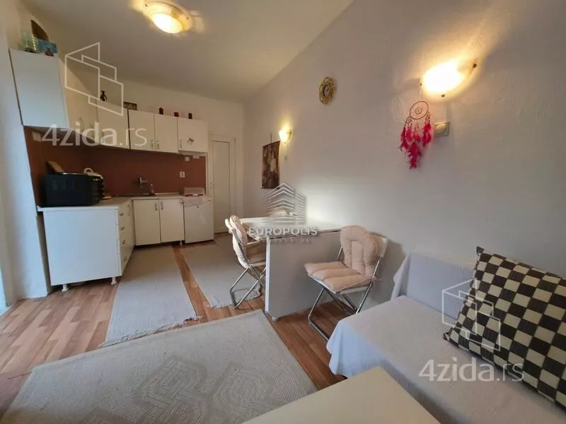 Garsonjera | 4zida