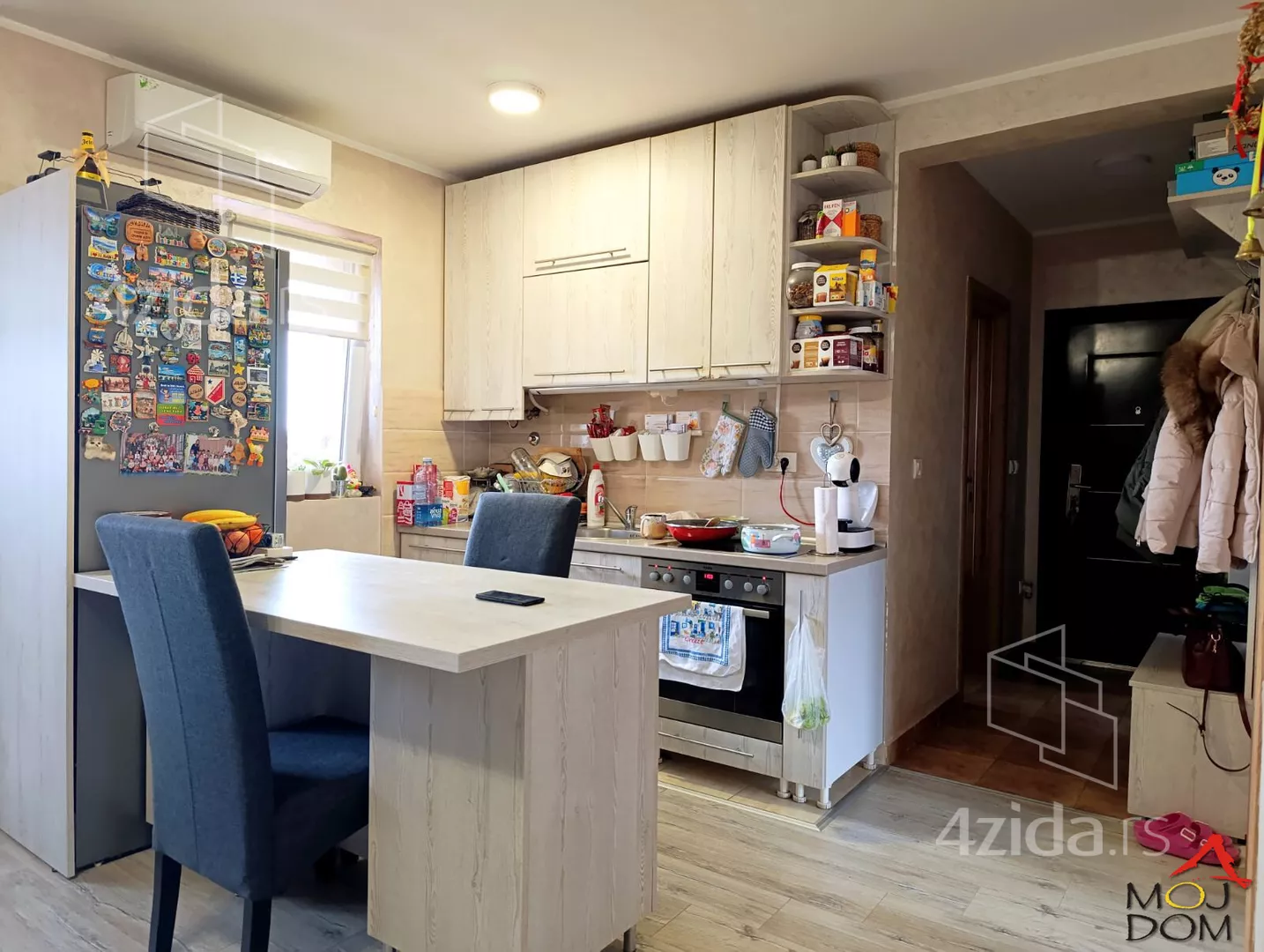 Četvoroiposoban stan | 4zida