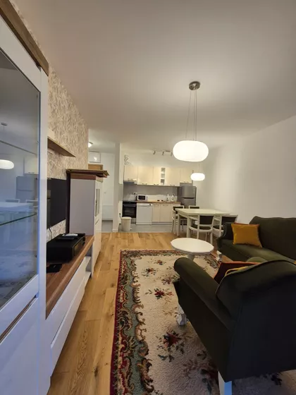 Karađorđeva | 4zida.rs