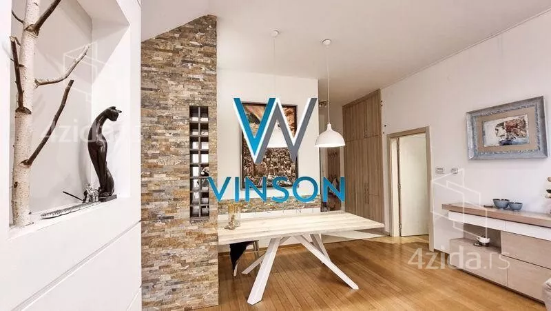 Četvoroiposoban stan | 4zida