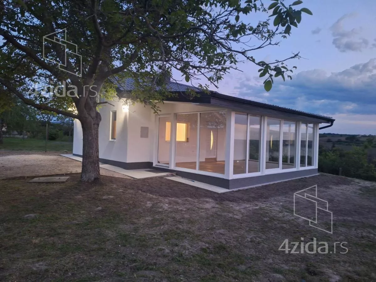 Kuća | 4zida