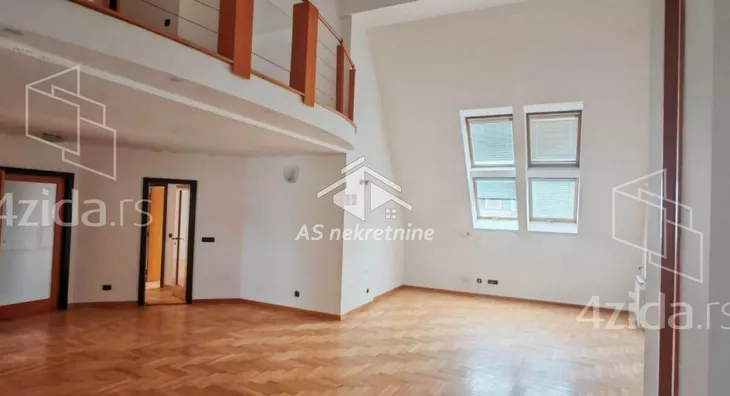 Šestosoban stan | 4zida