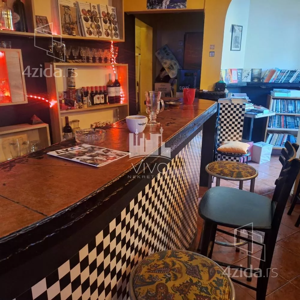 Poslovni prostor | 4zida