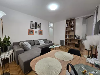 Radovana Dragovića 12 | 4zida.rs