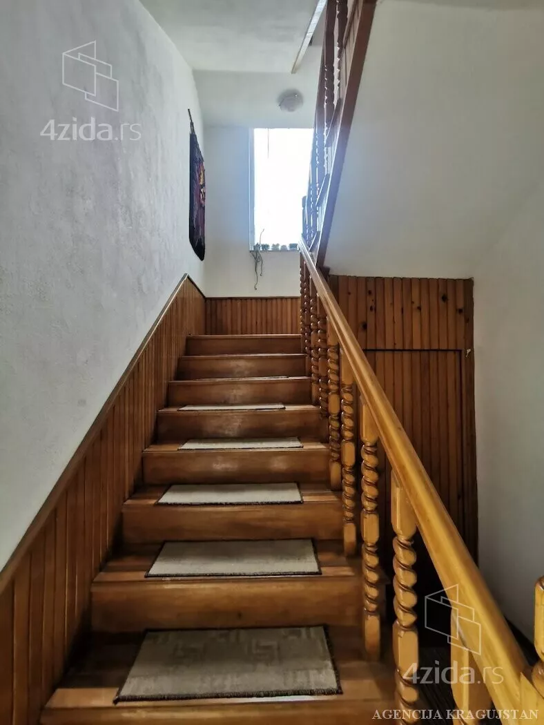 3-etažna kuća | 4zida