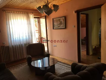 Mali Bajmok | 4zida.rs