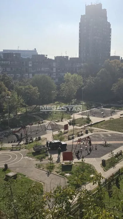 Bulevar Arsenija Čarnojevića | 4zida.rs