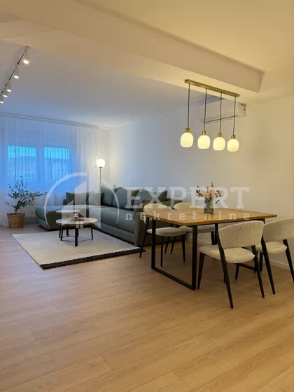 Cara Dušana | 4zida.rs