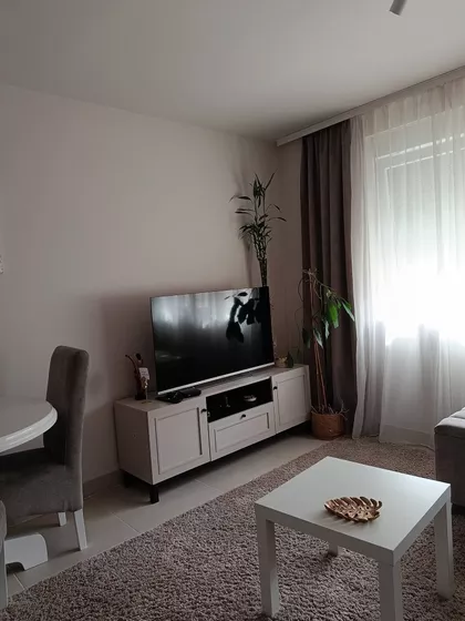 Obrenovićeva 10 | 4zida.rs