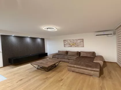 Kralja Petra I Karađorđevića 93 | 4zida.rs