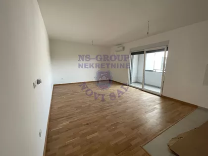 Bulevar Patrijarha Pavla (Somborski Bulevar) | 4zida.rs