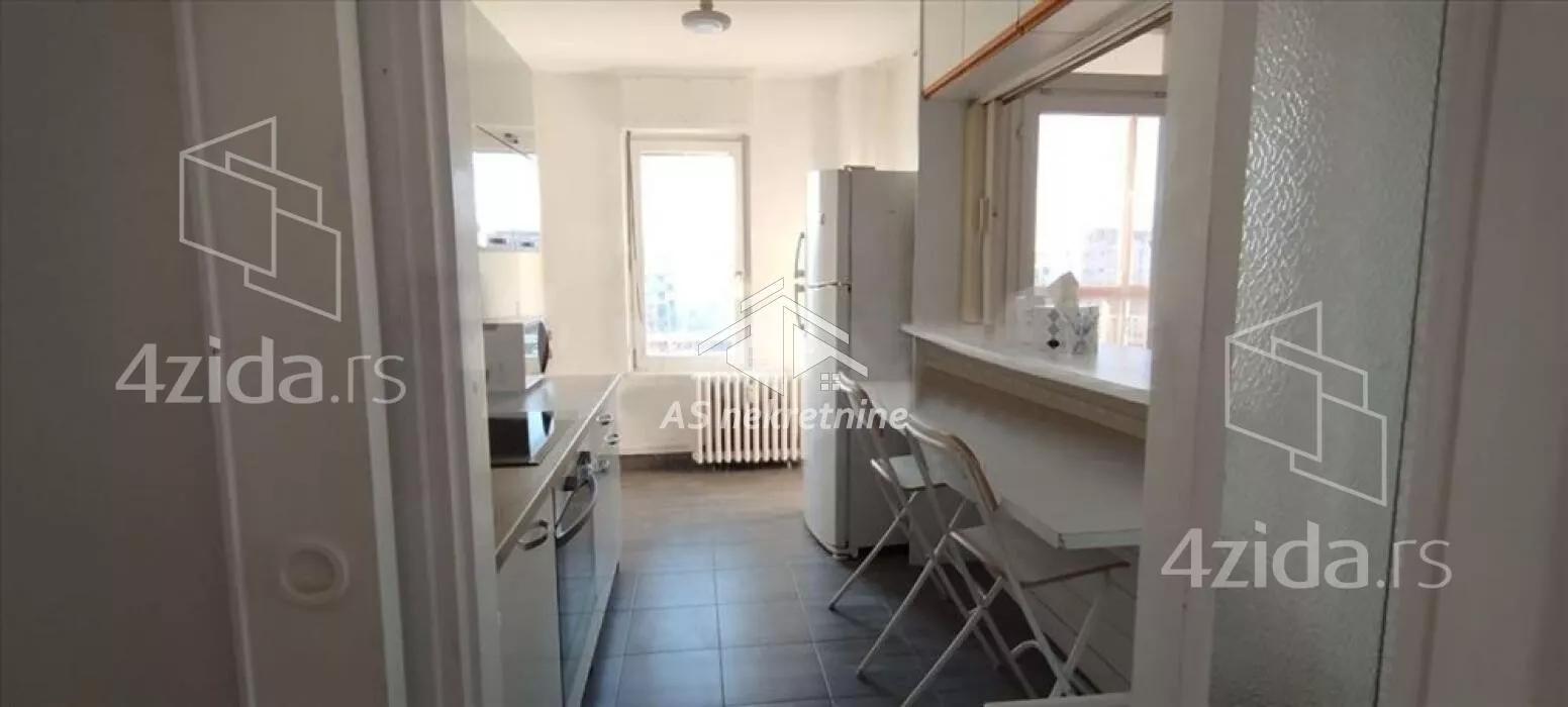 Petosoban stan | 4zida