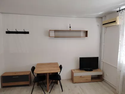 Rimska 9 | 4zida.rs