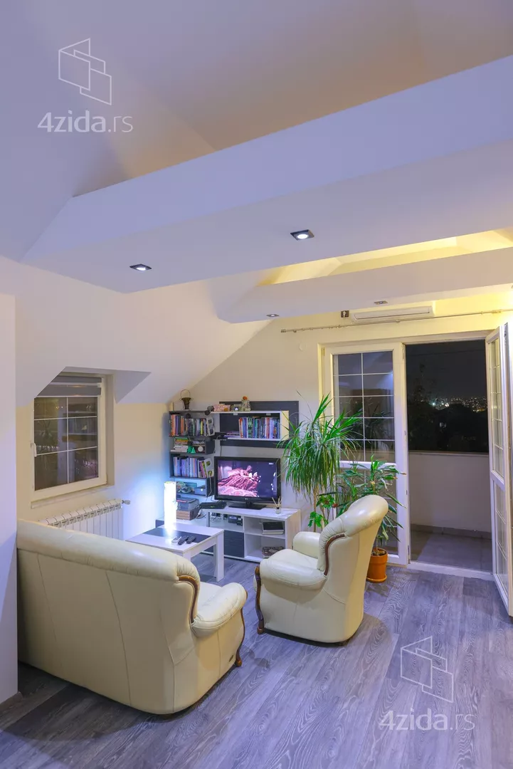 4-etažna kuća | 4zida