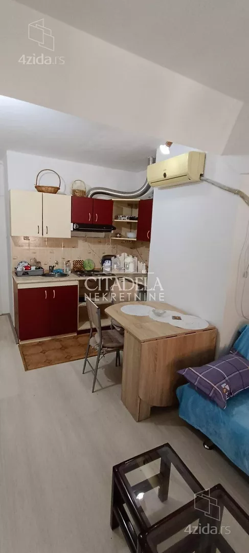 Garsonjera | 4zida