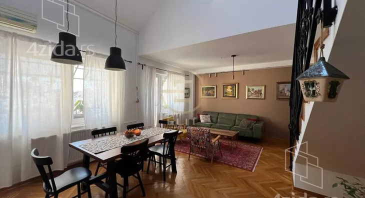 Četvoroiposoban stan | 4zida