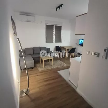 Zlatiborska | 4zida.rs