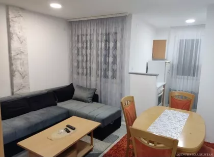 Knić | 4zida.rs