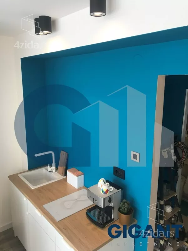 Petosoban stan | 4zida