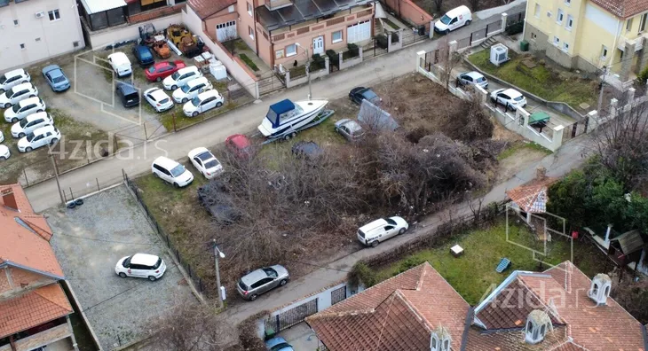 Građevinsko zemljište | 4zida