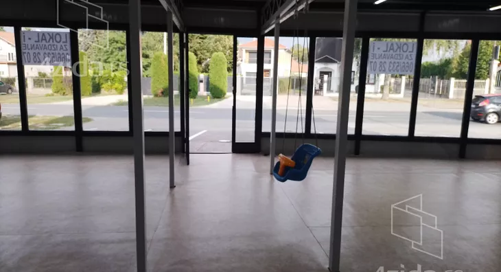 Poslovni prostor | 4zida