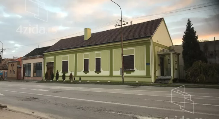 Poslovni prostor | 4zida