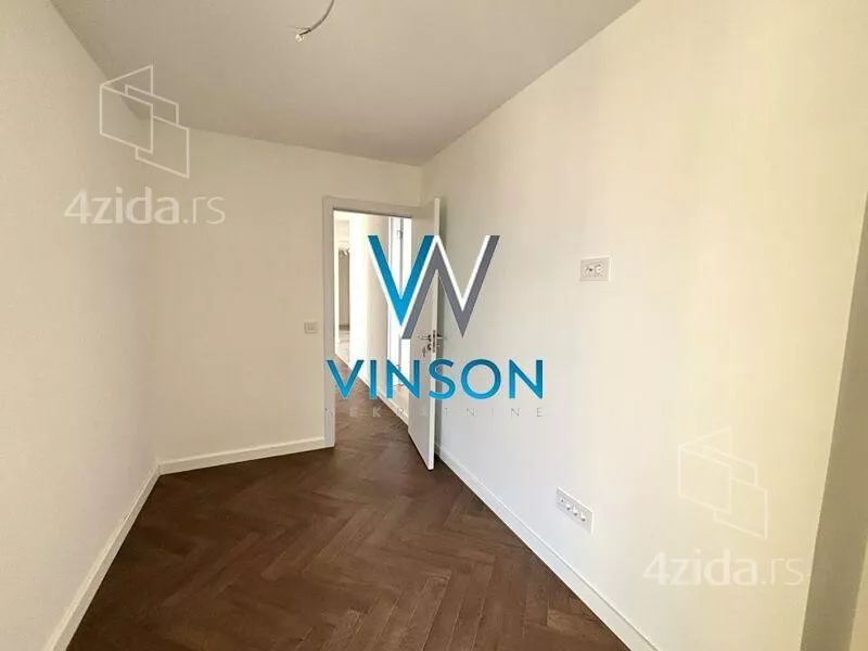 Četvoroiposoban stan | 4zida