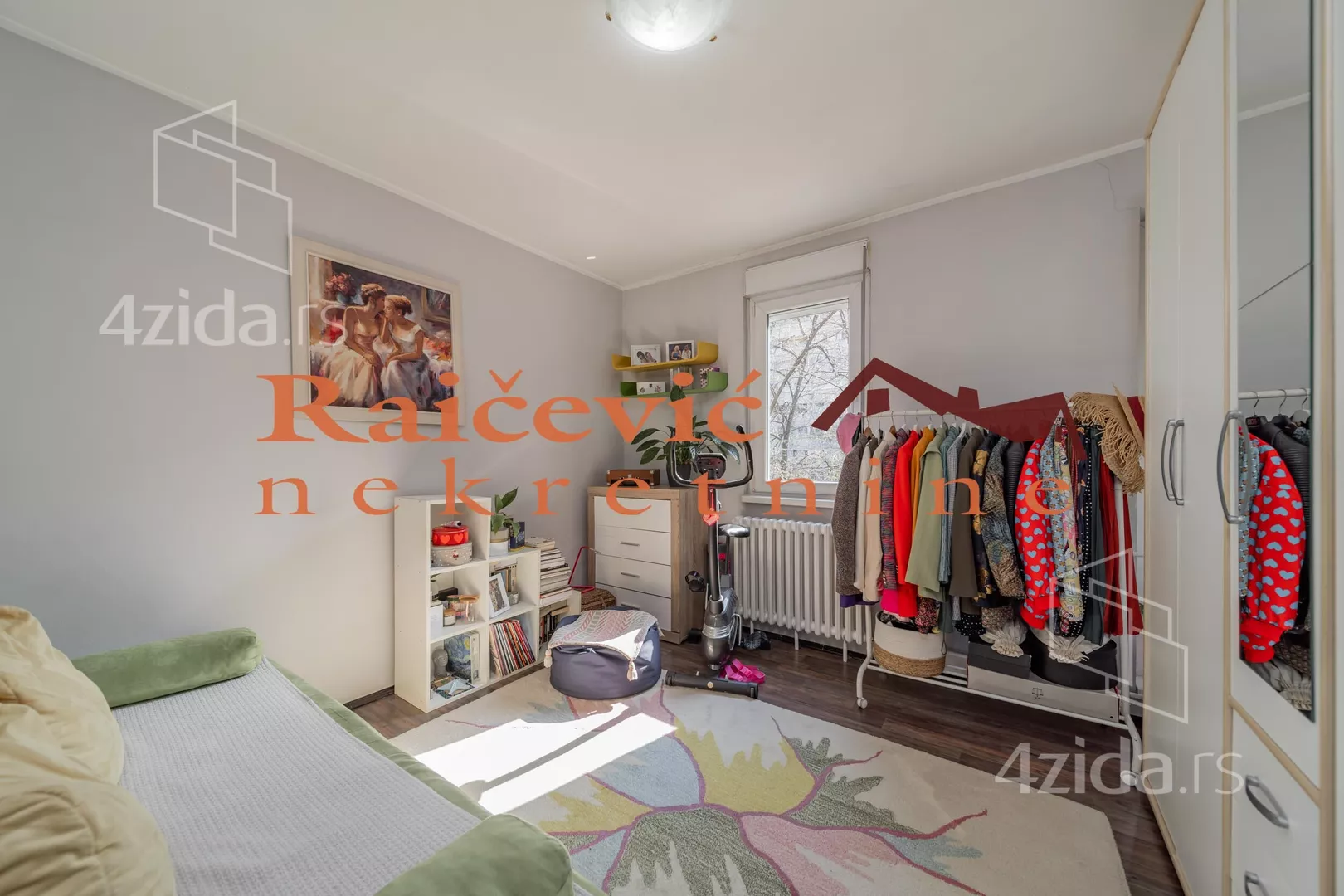 Dvoiposoban stan | 4zida