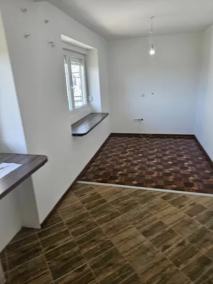 Vašarište | 4zida.rs