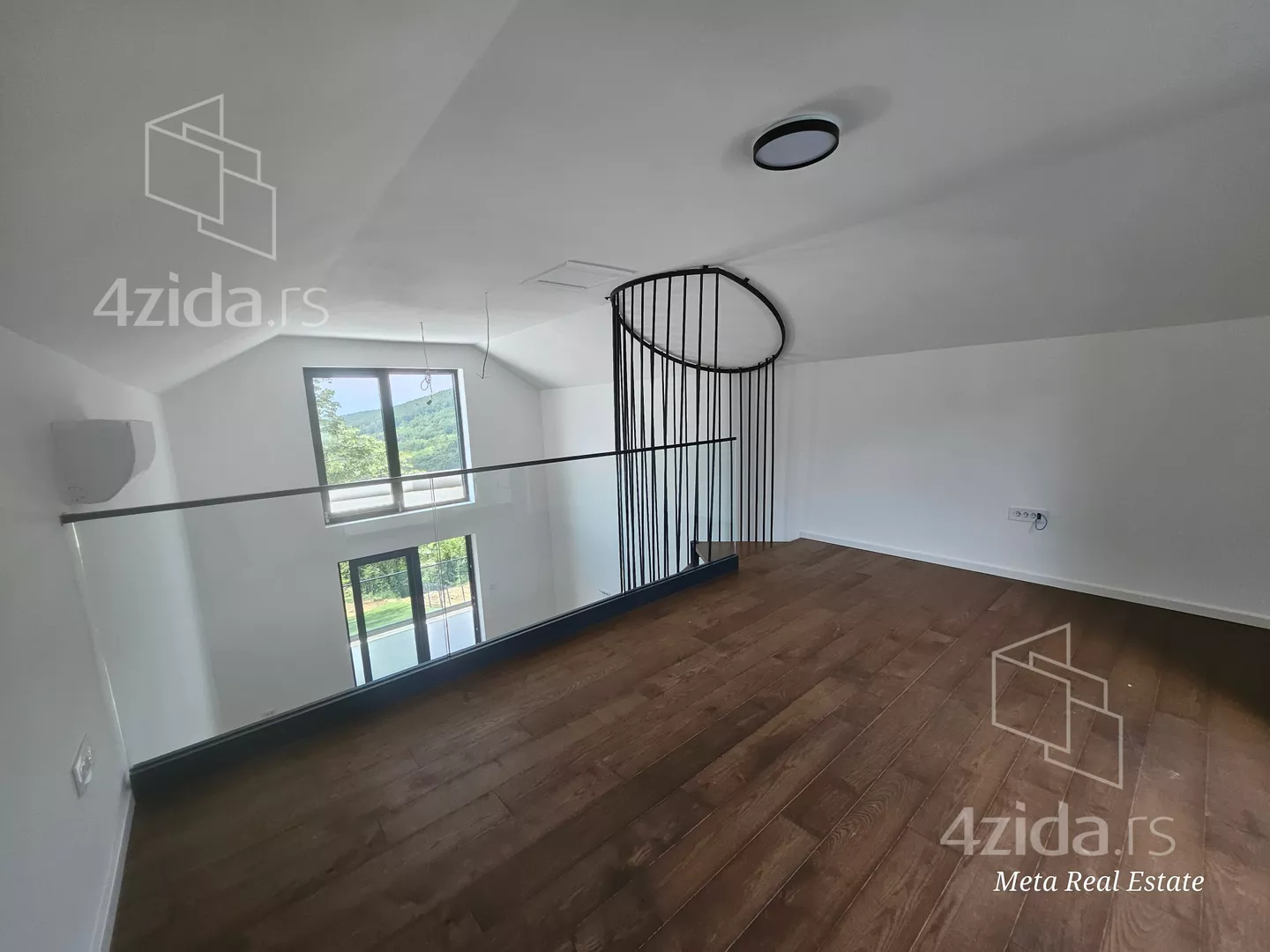 3-etažna kuća | 4zida