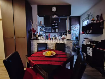 Adama Bogosavljevića | 4zida.rs