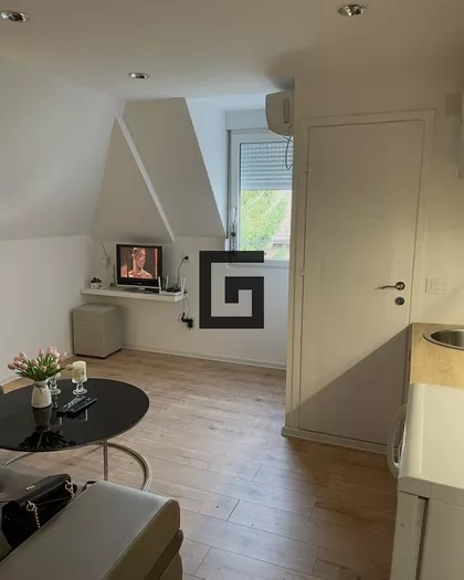 Toplička | 4zida.rs